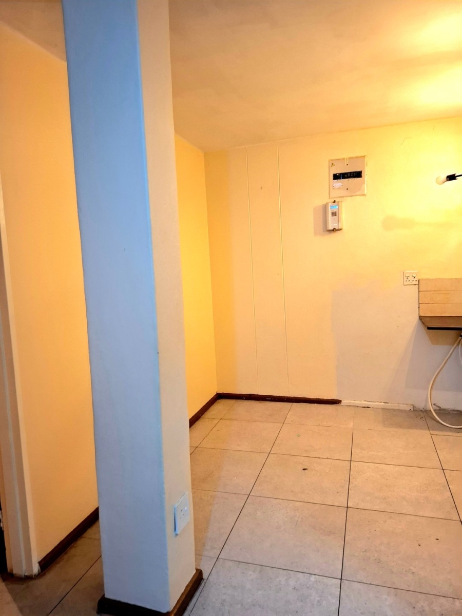 2 Bedroom Property for Sale in Avondale Western Cape